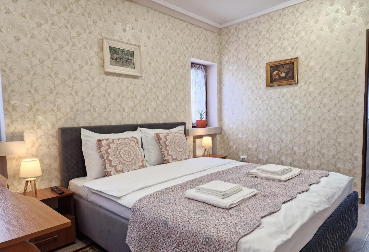 Laroka House Arty And Cosy Studio Universitate Center บูคาเรสต์ ภายนอก รูปภาพ