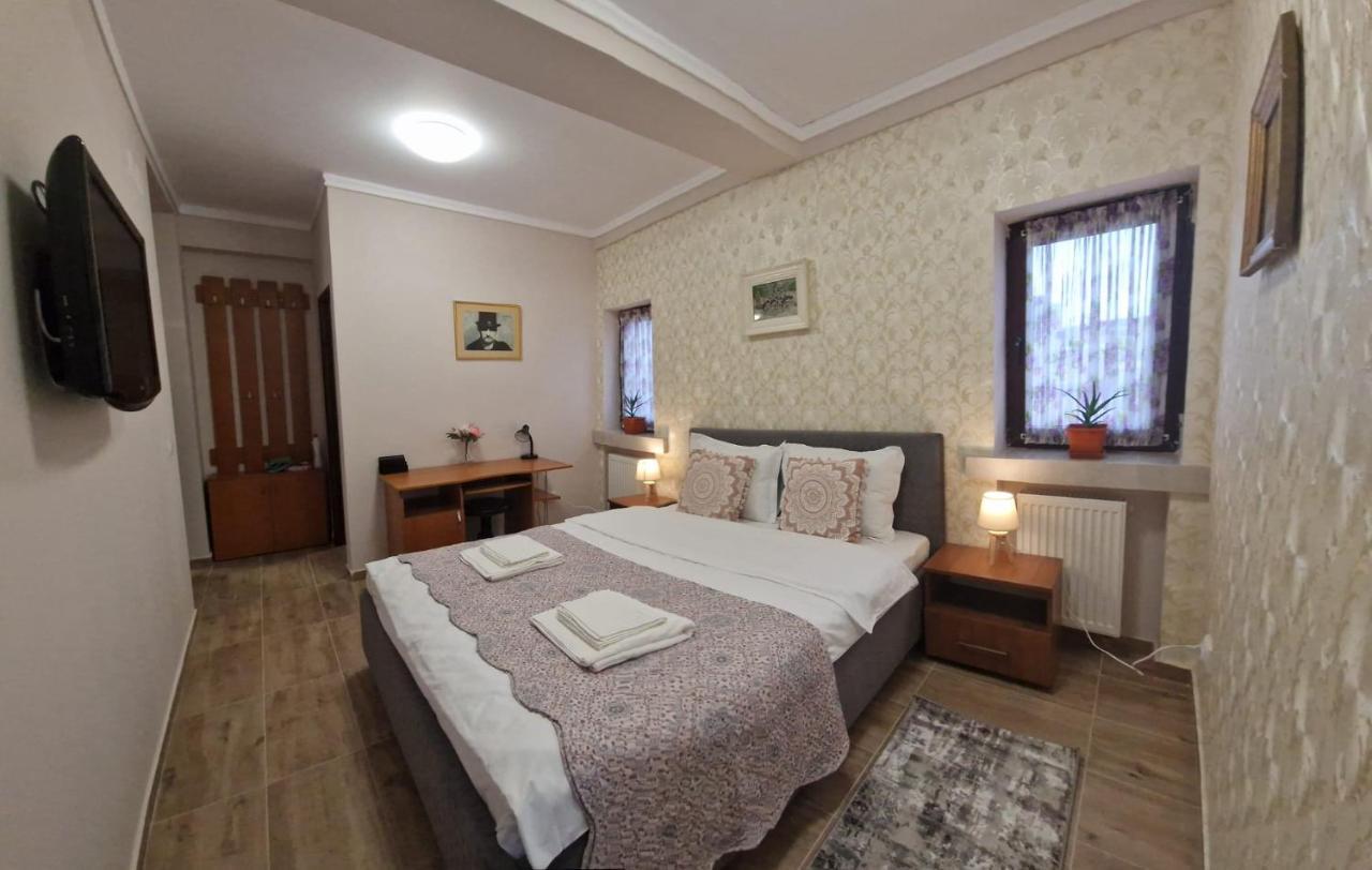 Laroka House Arty And Cosy Studio Universitate Center บูคาเรสต์ ภายนอก รูปภาพ